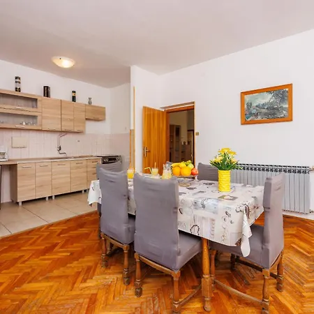 Apartment Davorka
